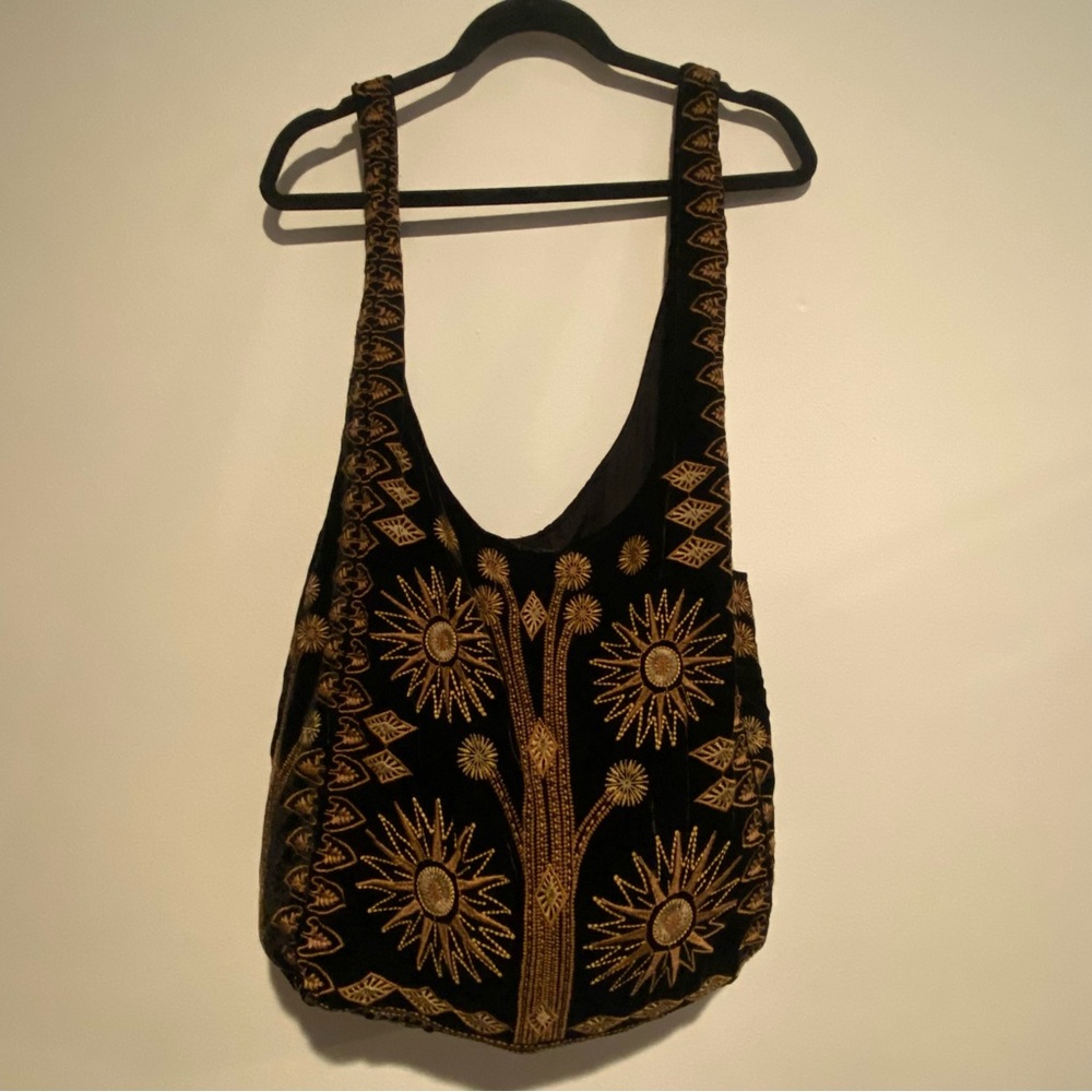 Heidi Velvet Slouchy Tote - Picture 8 of 11